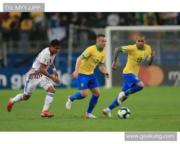 梅西德保罗抵西班牙集训，阿根廷足球再掀波澜