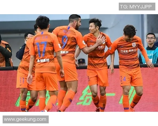 2018赛季鲁能与贵州的精彩对决及最终比分回顾