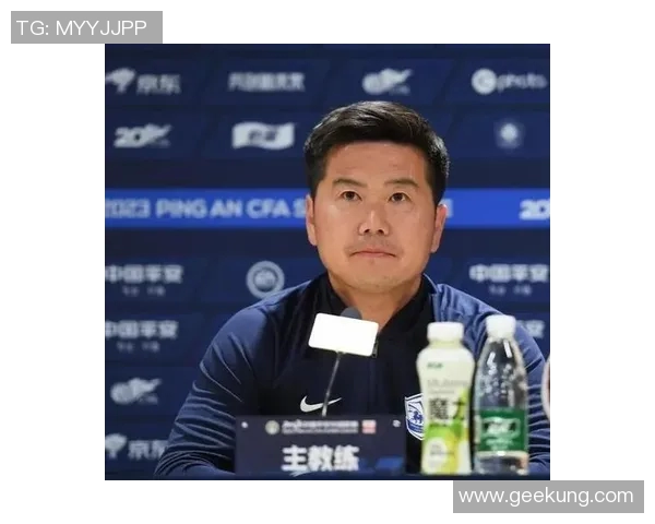 篮球明星肇俊哲的传奇故事与职业生涯回顾